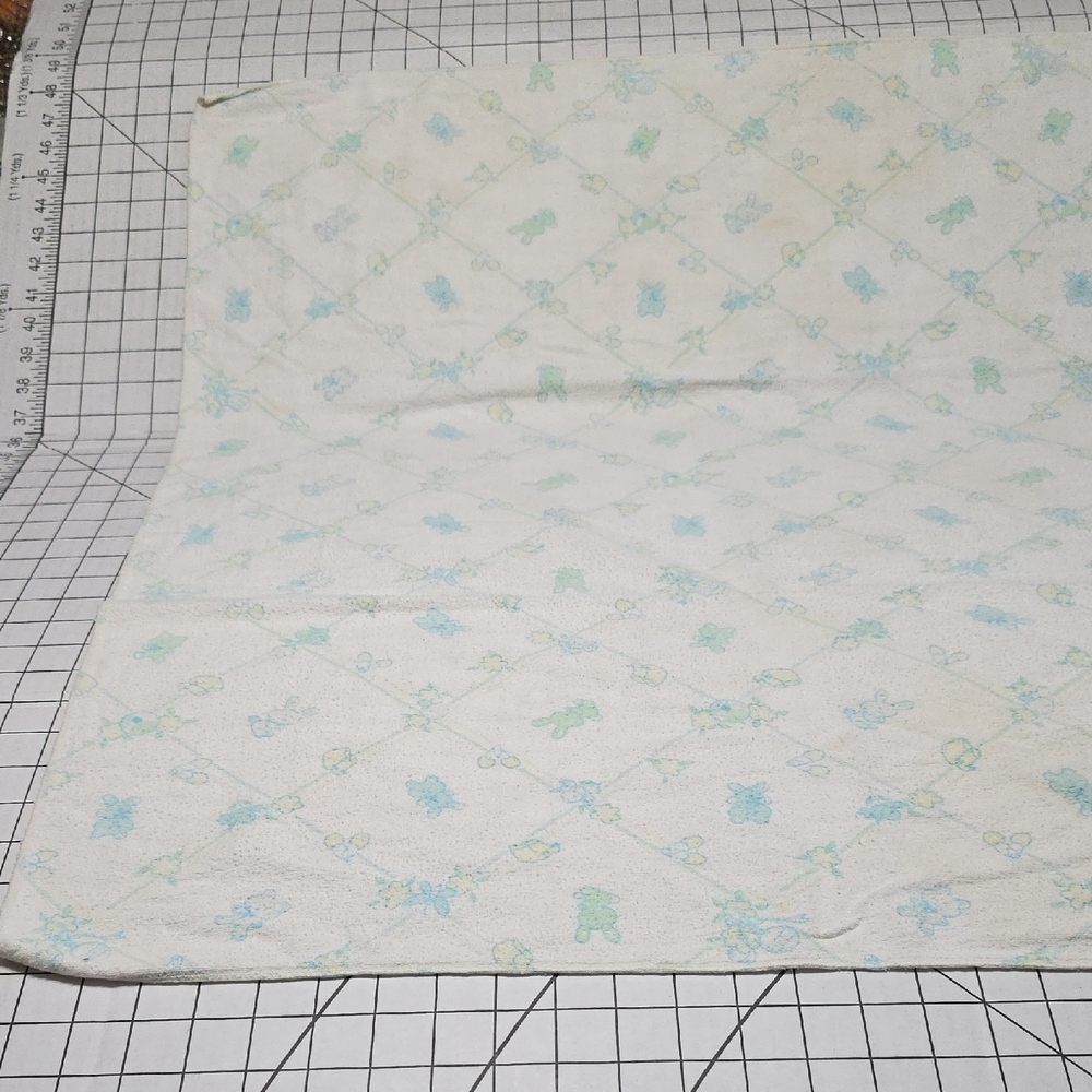 Flannel Cream and Blue Receiving Baby Blanket, 28x32, Preloved - Picture 1 of 16
